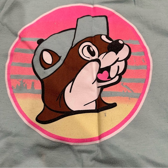 Buc-ee’s Light Blue T-Shirt - Picture 2 of 5